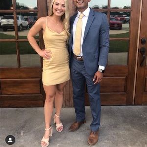 Cowl neck tie back dress!